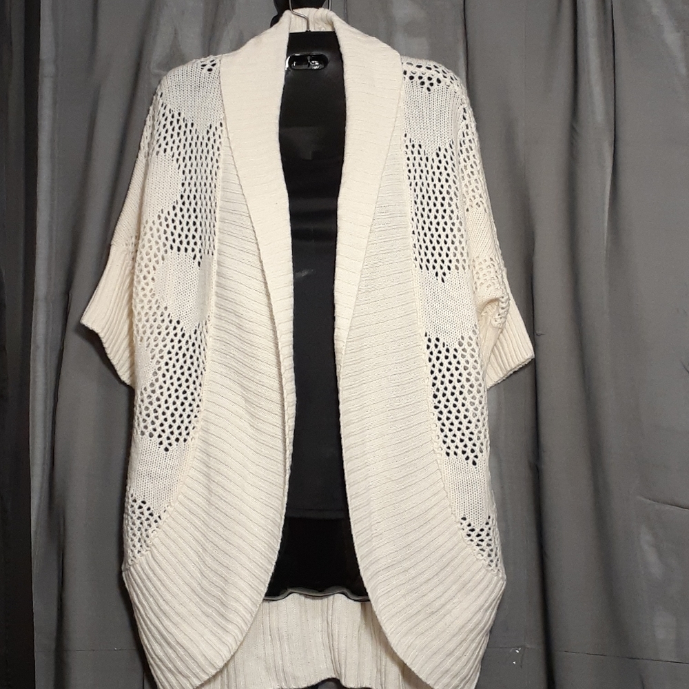 TAKEOUT. Beige Open Front Sweater With Heart Shape Pattern. L